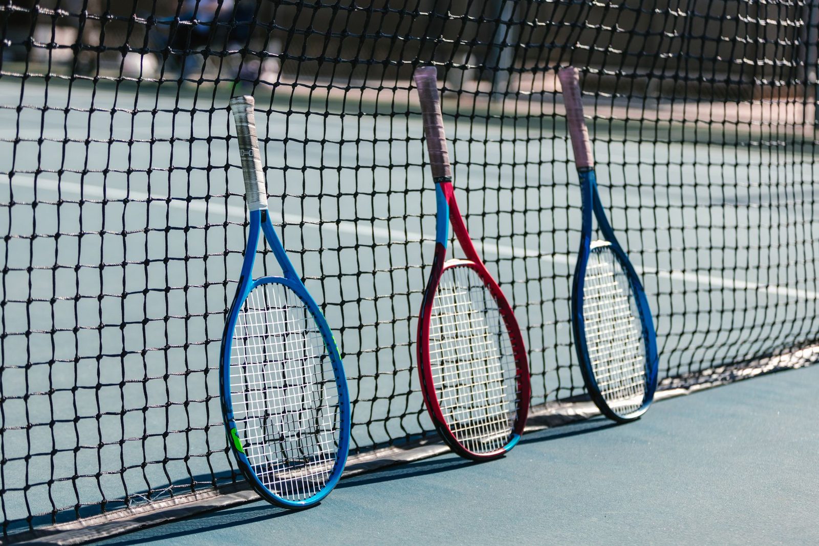 How to Choose a Tennis Racquet and String Setup