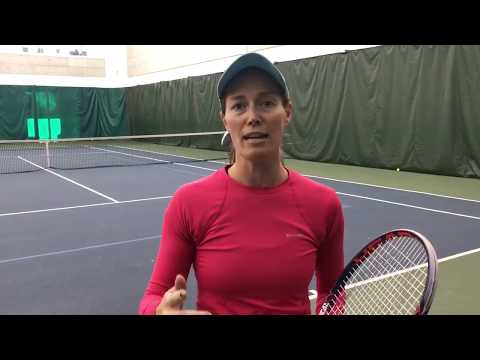 Tuesday Tennis Tips: Practicing return of a lefty serve