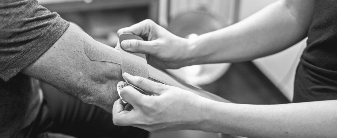 Tennis Elbow: Causes, Prevention and Getting Back on Court